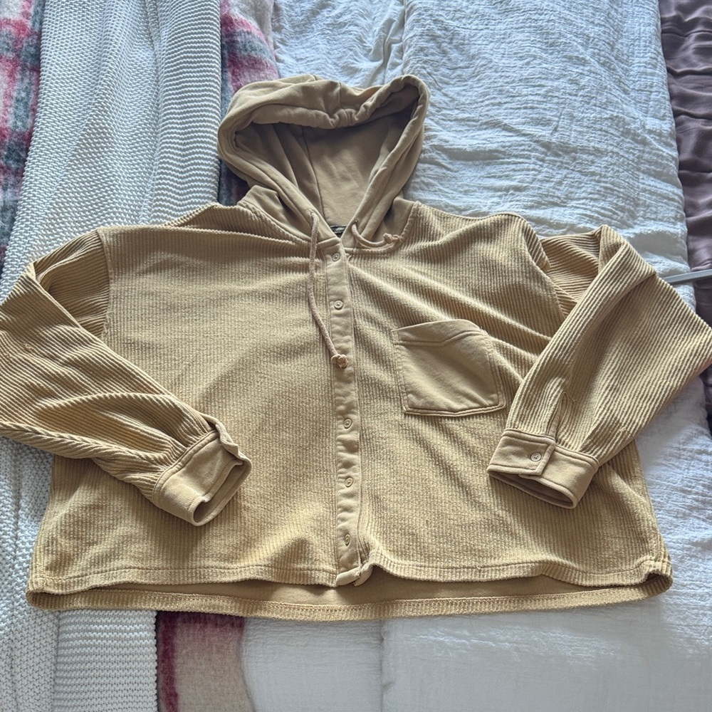 American Eagle Outfitters yellow Hooded sweatshirt